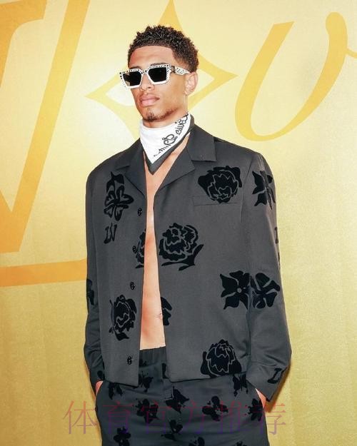 邮报:著名奢侈品品牌希望与贝林厄姆签代言合同 邮报:著名奢侈品品牌希望与贝林厄姆签代言合同